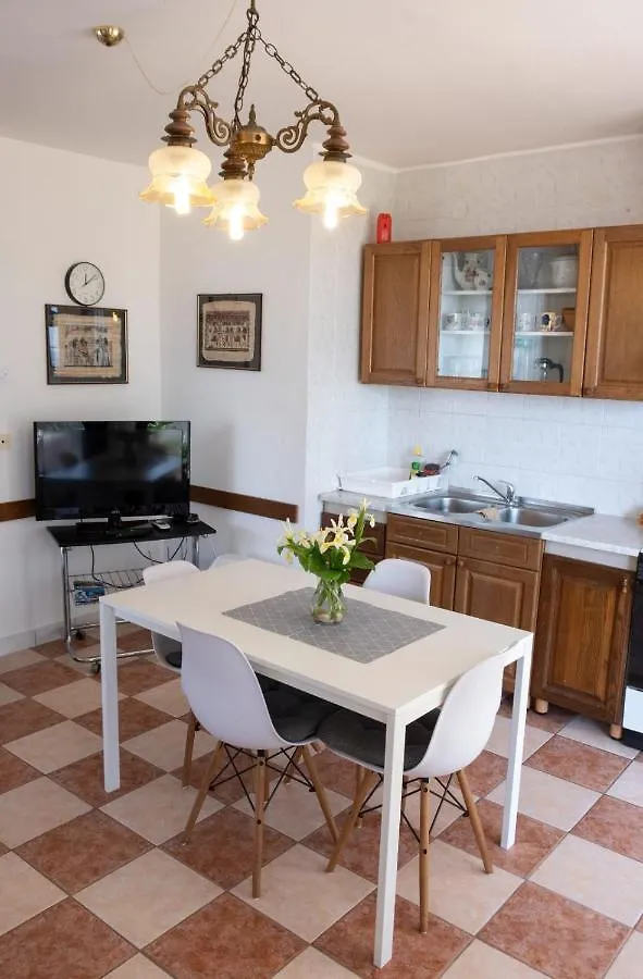 Apartment With Beautiful Sea View Rabac Croazia
