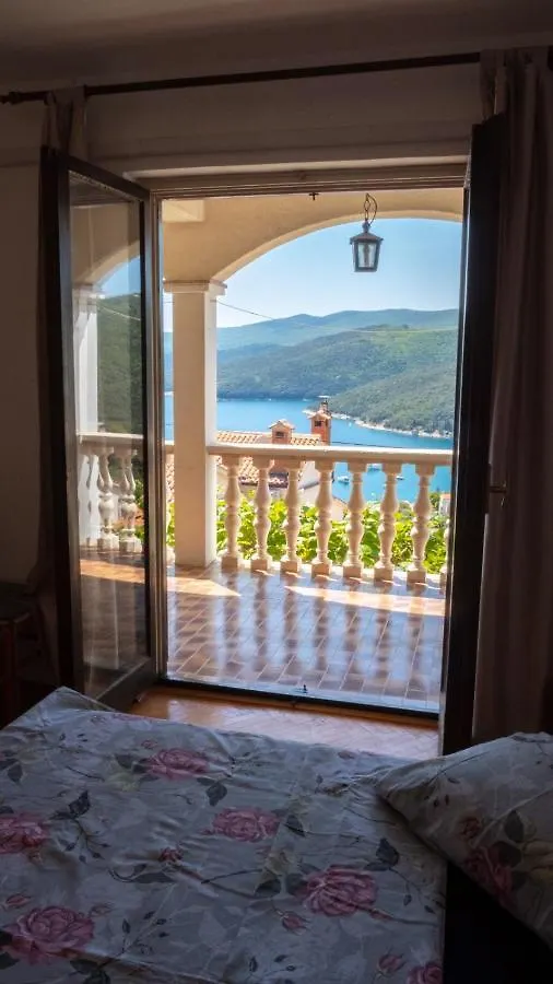 Apartment With Beautiful Sea View Rabac 0*,