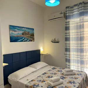Artista , Cefalù Italia